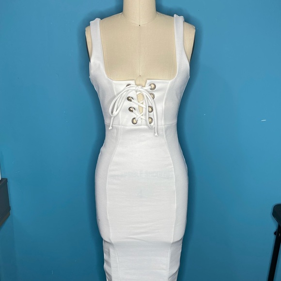 NWT Missguided Strappy tie midi dress size 0 - Picture 2 of 3